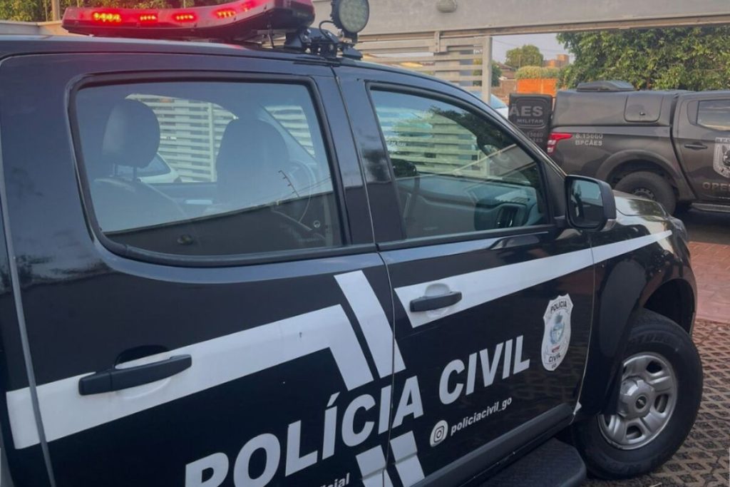 Casal é preso em Rio Verde, suspeito de espancar filho, após denúncia de vizinhos