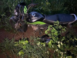 Roubo a entregador termina em troca de tiros com a PM, perseguição na mata e dois mortos em Goiânia