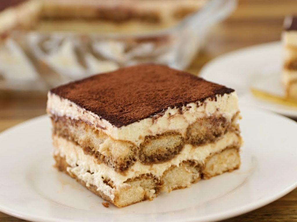 Aprenda a fazer um tiramisu perfeito para agradar toda família