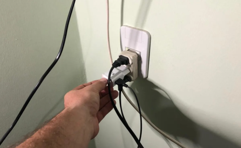 aparelhos que não devem ser retirados da tomada