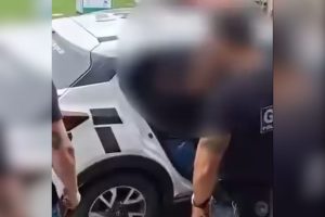 Violência extrema: homem é preso após quebrar fêmur da ex com golpe de pá em Goiás