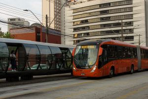 Não é São Paulo, nem Rio: a capital brasileira com o melhor sistema de transporte público e passagem mais barata do país