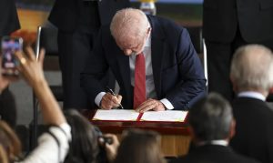 Lula vetou integralmente PL da Dosimetria.