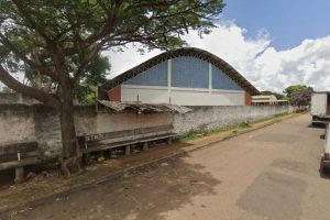 Dupla é presa após perseguição e disparos próximos a escola em Anápolis