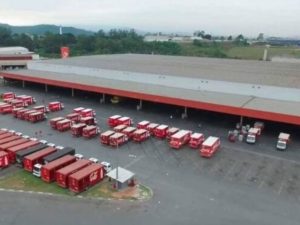 Escondida no interior do Brasil, cidade abriga a maior fábrica da Coca-Cola do mundo