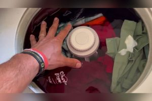 Técnica para consertar a máquina de lavar que está demorando muito para encher