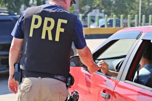 Nova regra pode suspender a CNH de motoristas que acumularem muitas infrações em 2026