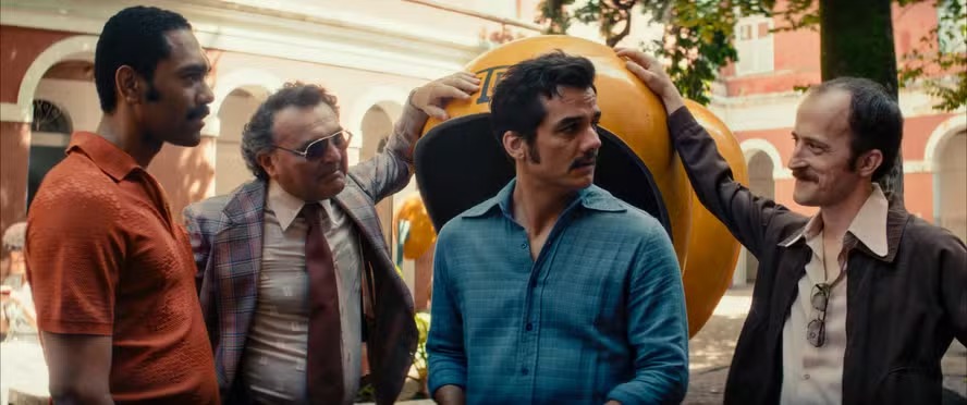 Filme "O Agente Secreto", de Kleber Mendonça Filho. Filme concorre ao globo de ouro.