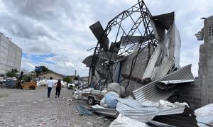 Cidade do Paraná foi atingida por ventos fortes de até 180 km/h.