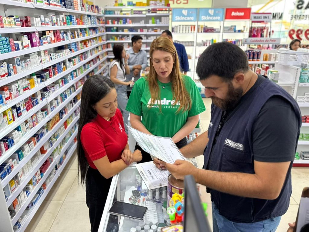 Ação que retirou leites contaminados vendidos em Anápolis foi liderada por Andreia Rezende