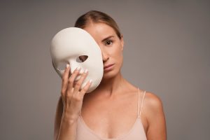 6 signos que escondem algo sobre sua personalidade e quase ninguém percebe