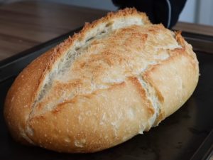 Só 4 ingredientes: a receita de pão caseiro perfeita para iniciantes