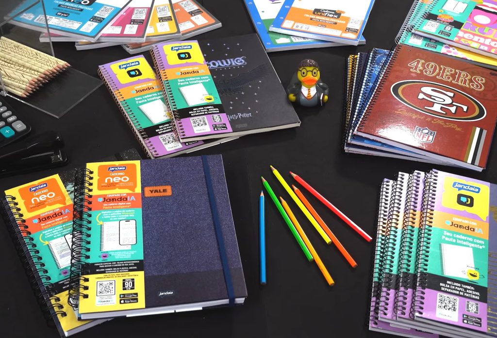 Adeus, caderno tradicional: a nova tendência para a volta às aulas que fará quem tem ele estar em 2050