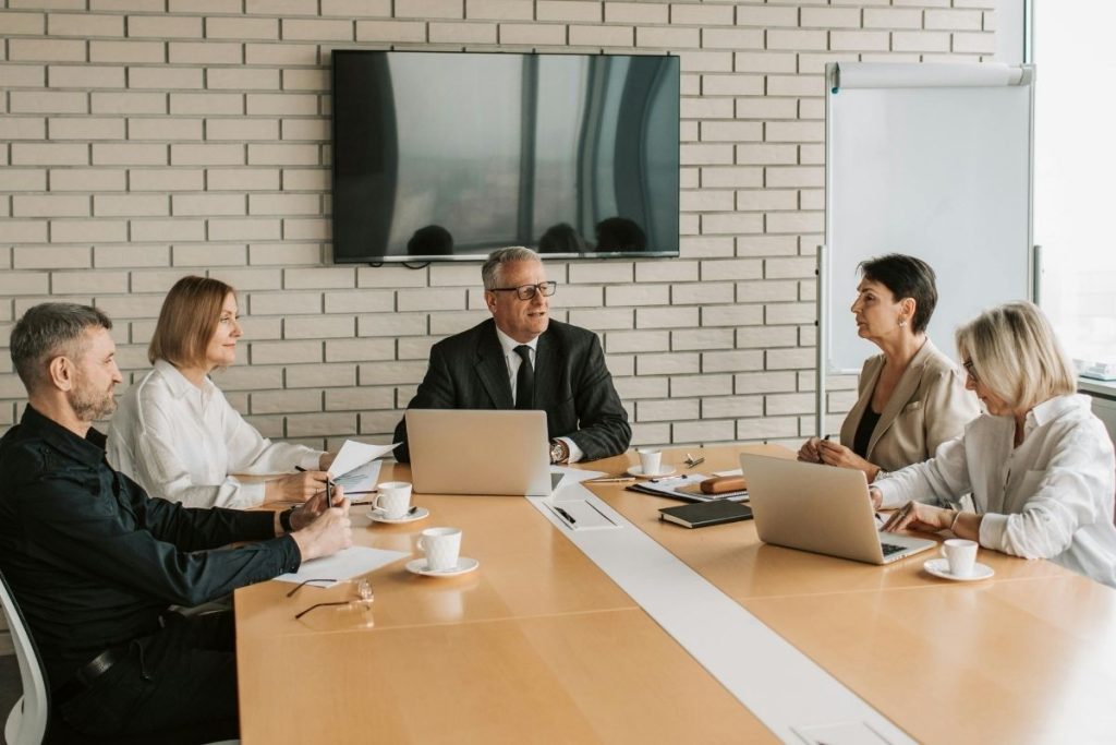 Os estados brasileiros que mais estão atraindo empresários e, consequentemente, abrindo vagas de emprego