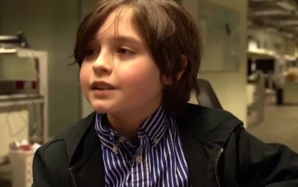 Jovem belga de 15 anos conclui doutorado em física quântica, torna-se um dos mais jovens da área