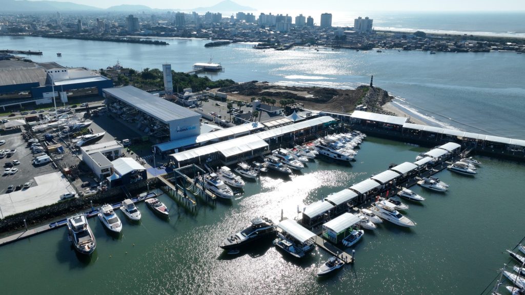 Itajaí anuncia shopping náutico de R$ 100 milhões integrado a marina, com hotel de luxo, restaurantes e projeto para o Guinness Book