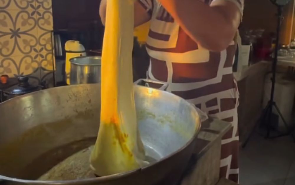 Aprenda a fazer requeijão da roça com receita tradicional do interior, usando leite fresco, técnica antiga e muito sabor para o lanche da tarde