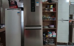 Compressor da geladeira pode render até R$ 200 e muita gente descarta sem saber; peça atrai recicladores e oficinas especializadas.