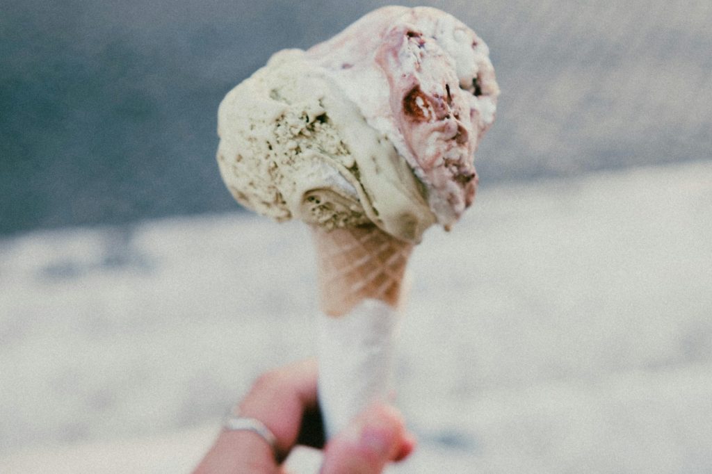 Sorvete caseiro de gelatina: receita rápida, barata e deliciosa pronta em menos de 10 minutos