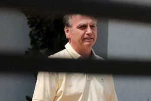 Rotina de Bolsonaro na Papudinha tem caminhada, médico todo dia e nenhum livro lido, aponta relatório