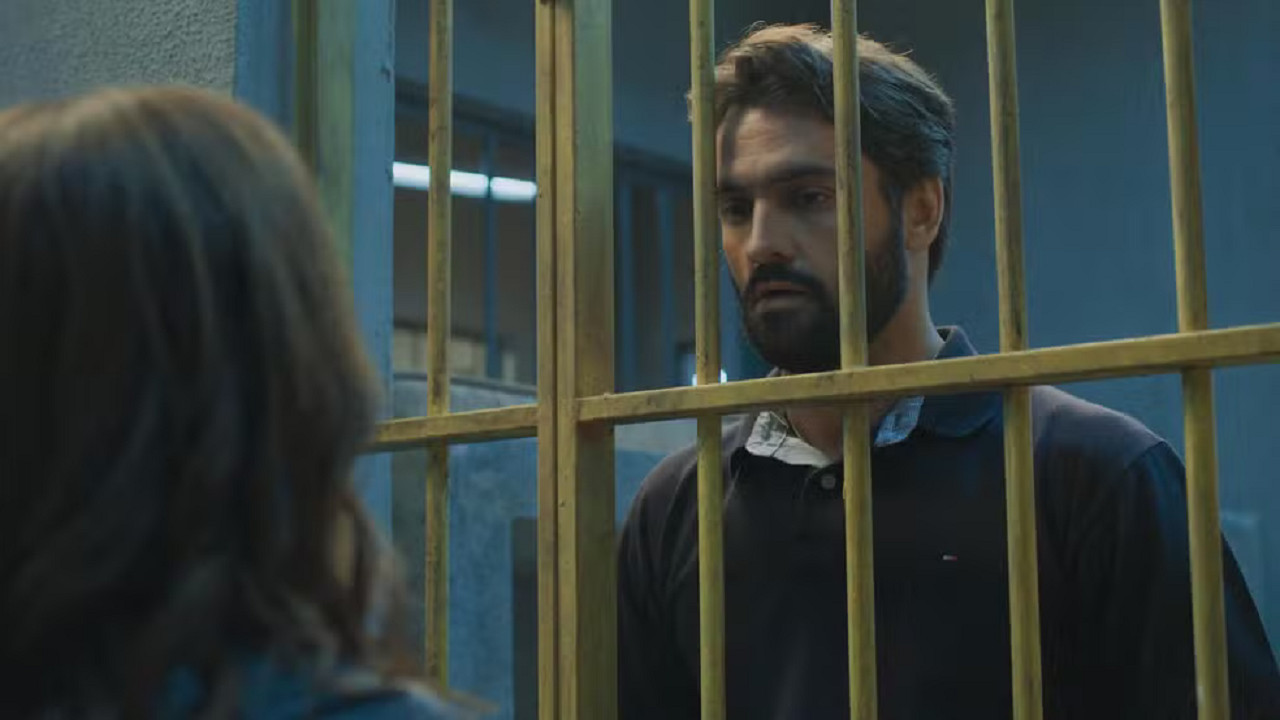 Três Graças: Médico entra em operação secreta com Consuelo para salvar bandido