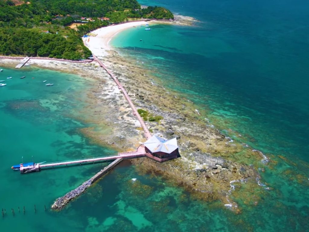 Praia nordestina lidera ranking mundial e vira destino dos sonhos