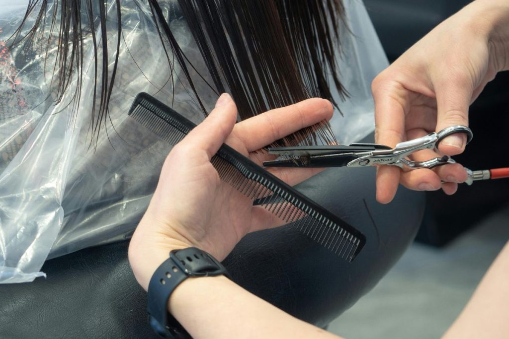 Adeus ao corte de cabelo tradicional
