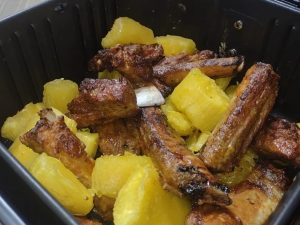 Chega de costelinha de porco seca: chef ensina como deixá-la macia e suculenta na airfryer