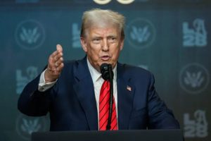 Governo Trump anuncia 'retirada imediata' de 700 agentes de imigração em Minnesota