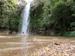 Conheça a cidade no interior de Goiás, perto de Brasília, famosa pelo santuário de cachoeiras