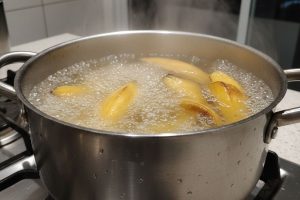 FERVER AÇÚCAR COM CASCA DE BANANA