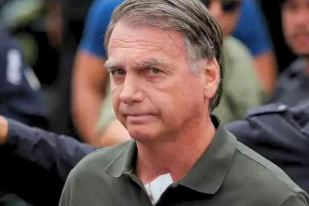 PF diz que Bolsonaro deve receber cuidados na Papudinha e não precisa ser transferido a hospital