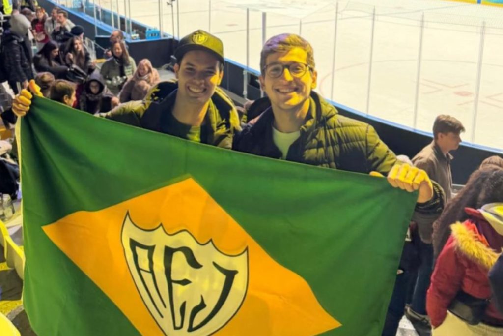 Torcedores do Jataiense