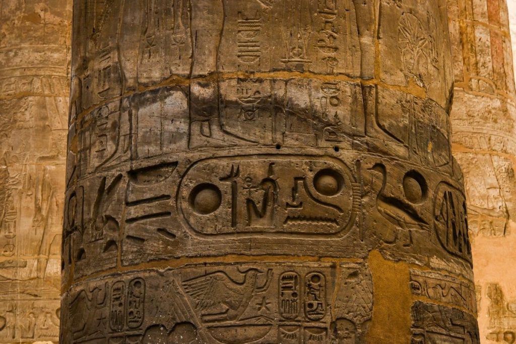 Cientista encontra registros de civilização perdida há mais de 40 mil anos