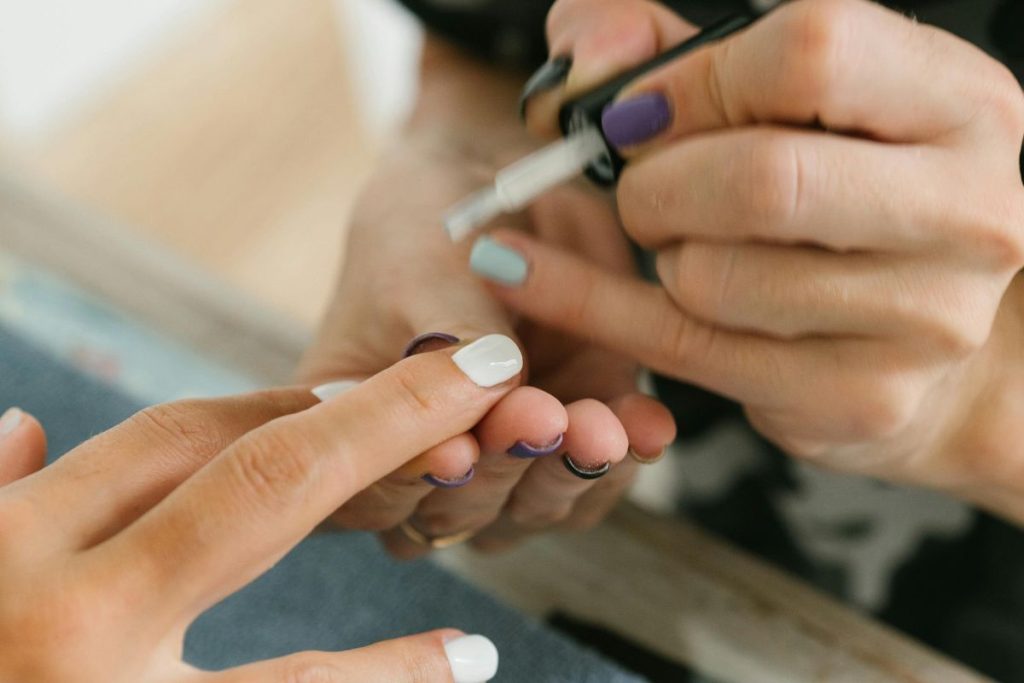 Técnica usada por manicures