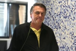 Defesa de Bolsonaro faz novo pedido de prisão domiciliar após perícia da PF frustrar tentativa