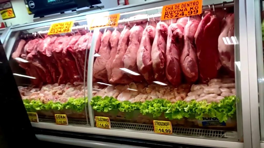 Veja como pedir carne no açougue do jeito certo, escolher cortes mais baratos e economizar no fim do mês sem perder qualidade.