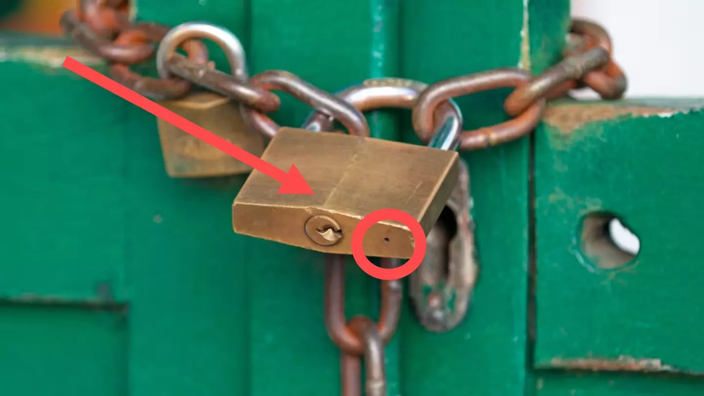 Furinho na parte de baixo do cadeado: para que serve e por que ele é tão importante