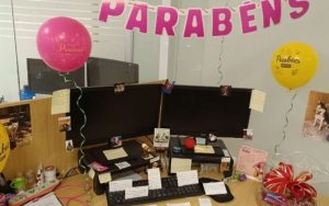 Trabalhadores podem ter direito à folga remunerada no aniversário se houver previsão em convenção coletiva da categoria profissional.