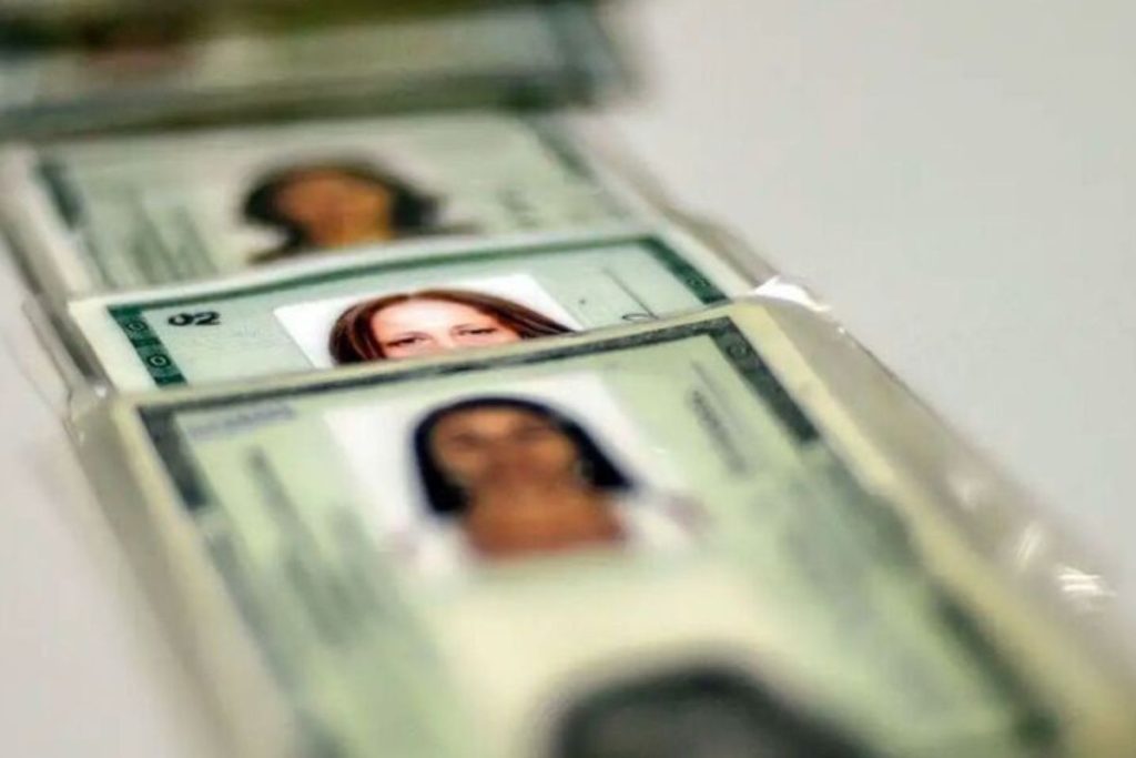 aeroportos passam a exigir novo RG