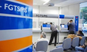 Abono salarial começa a ser pago; veja se você tem direito a receber