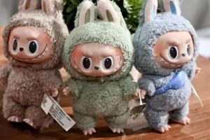 ONG denuncia fábrica de Labubu por explorar trabalhadores na China e regular idas ao banheiro