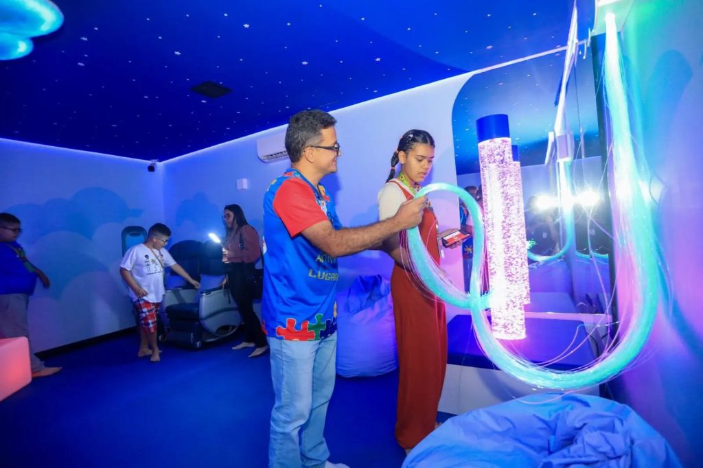 Aeroporto de Goiânia passa a contar com sala multissensorial para acolher passageiros neurodivergentes