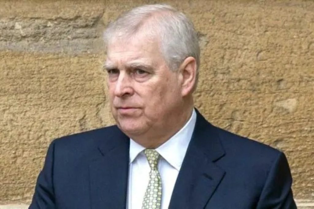 Ex-príncipe Andrew é preso por suspeita de conduta imprópria envolvendo caso Epstein, diz imprensa