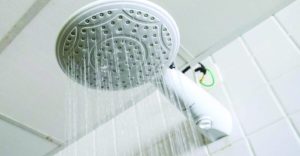 Fim do chuveiro elétrico tradicional: brasileiros estão aderindo à nova tendência que promete reduzir os gastos com energia