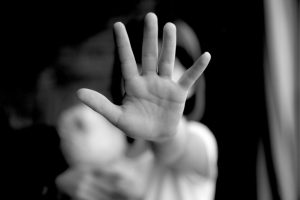 Réu foi absolvido em caso envolvendo estupro de vulnerável. (Foto: Ilustração)