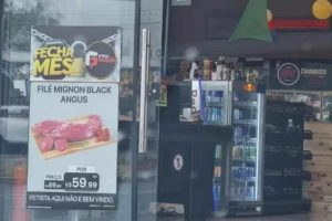 Frigorífico viralizou por usar propaganda contra petistas. (Foto: reprodução)