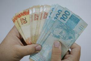 Descubra 10 coisas do dia a dia que vão desaparecer em breve com o avanço da tecnologia e da Quarta Revolução Industrial.