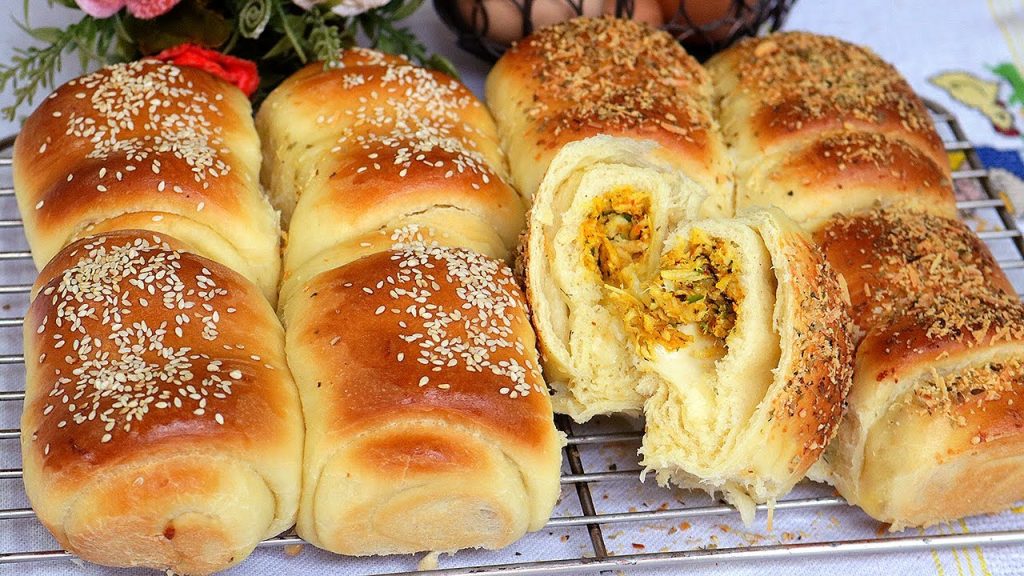 Pãozinho com recheio de frango: receita perfeita para o final de semana