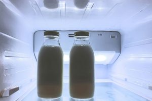 O LUGAR CERTO PARA GUARDAR O LEITE